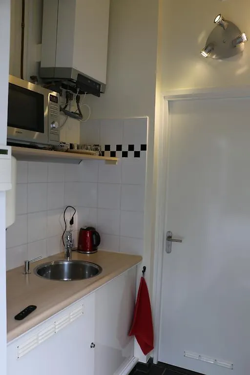 אמסטרדם B&B The Red House
